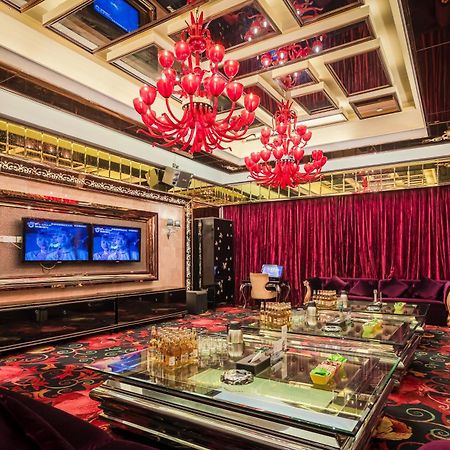 ยัวเวิล์ดอินเตอร์เนชั่นแนลคอนเฟเรนซ์เซนเตอร์ Hotel อี้วู ภายนอก รูปภาพ