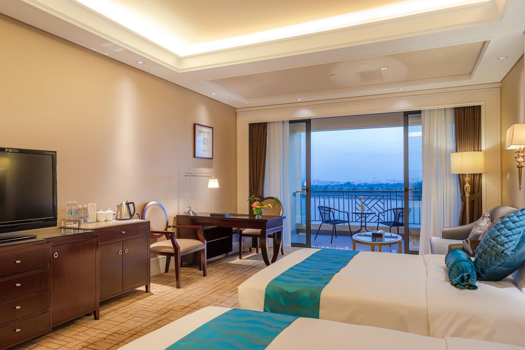 ยัวเวิล์ดอินเตอร์เนชั่นแนลคอนเฟเรนซ์เซนเตอร์ Hotel อี้วู ภายนอก รูปภาพ