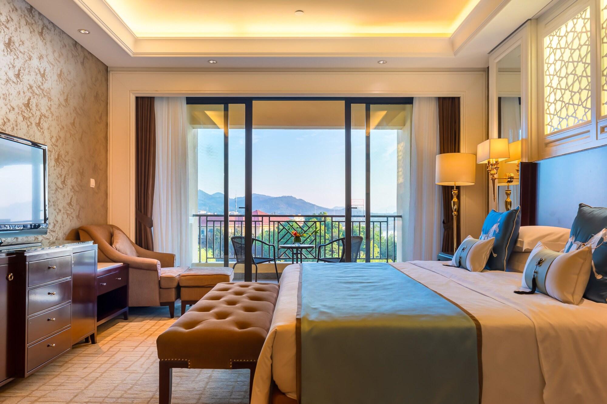 ยัวเวิล์ดอินเตอร์เนชั่นแนลคอนเฟเรนซ์เซนเตอร์ Hotel อี้วู ภายนอก รูปภาพ