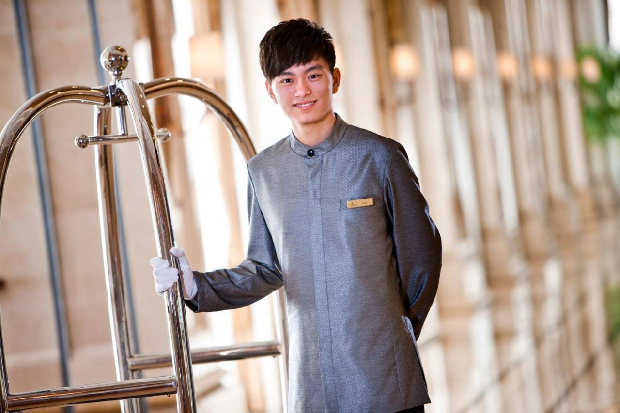ยัวเวิล์ดอินเตอร์เนชั่นแนลคอนเฟเรนซ์เซนเตอร์ Hotel อี้วู ภายนอก รูปภาพ